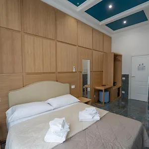 P.c. Boutique H. Castel Nuovo, By Clapa Group Dislocated Hospitality Konukevi